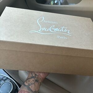 Selling Used Christian Louboutin’s 9.5 GREAT condition worn (ONCE)